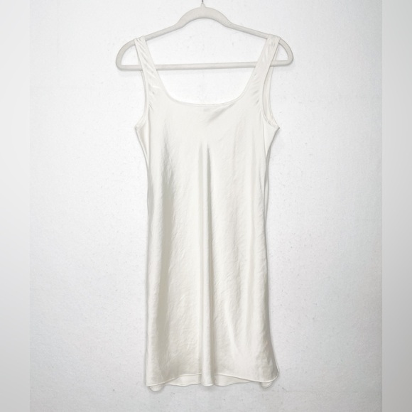 Wilfred Aritzia Women's Light Birch Sleeveless Satin Slip Mini Dress Size M - Picture 2 of 5